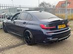 BMW 3-serie M340i xDrive High Exe Laser Memory H&K 20inch Pe, Auto's, BMW, Lichtsensor, Euro 6, Blauw, 1645 kg