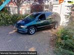 Chrysler Grand Voyager 2.4i SE Luxe automaat rolstoelvervoer, Gebruikt, 4 cilinders, Grand Voyager, Origineel Nederlands