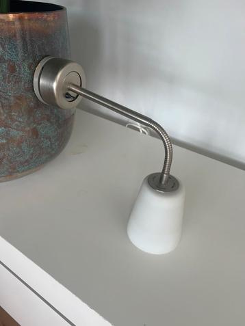 Nachtlampje beschikbaar voor biedingen