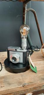 vintage upcycled fotocamera lamp, Minder dan 50 cm, Vintage upcycled, Ophalen of Verzenden, Metaal