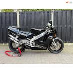 Suzuki Sport RGV 250 Grand-Prix Spirit ( Black Edition ), Bedrijf, Sport