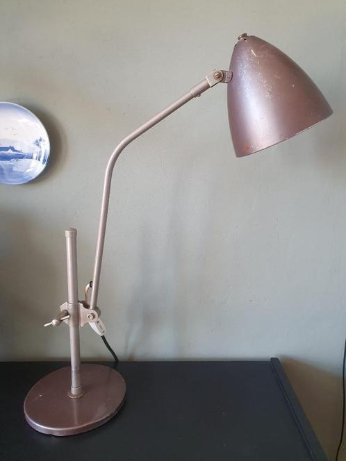H.Th.J.A. Busquet bureaulamp Hala, Huis en Inrichting, Lampen | Tafellampen, Gebruikt, Minder dan 50 cm, Metaal, Ophalen of Verzenden