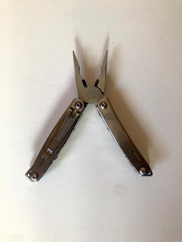 Leatherman Wingman multitool zakmes NIEUW met hoesje beschikbaar voor biedingen