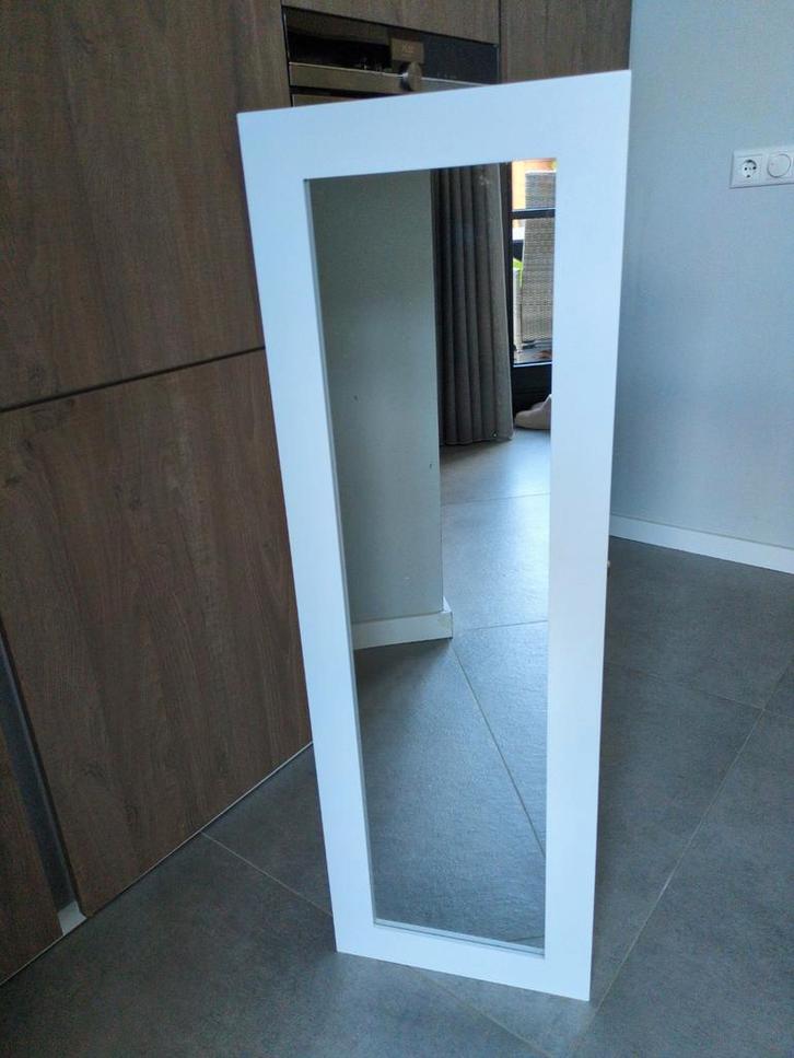 Sieradenkast met Spiegel - Praktisch & Stijlvol!, Huis en Inrichting, Woonaccessoires | Spiegels, Zo goed als nieuw, Minder dan 50 cm