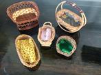 Verzameling vintage rotan poppenhuis meubels, Verzamelen, Poppenhuizen en Toebehoren, Ophalen of Verzenden, Zo goed als nieuw