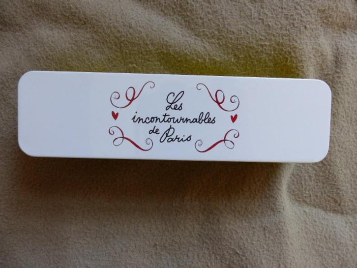 blik les incontournables de Paris macaronsblikje, Verzamelen, Blikken, Zo goed als nieuw, Overige, Ophalen of Verzenden