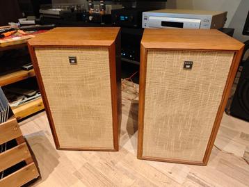 nette vintage Sony speakers SS580 beschikbaar voor biedingen