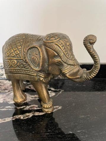 Zware grote olifant dier stoer brons koper ijzer messing beschikbaar voor biedingen