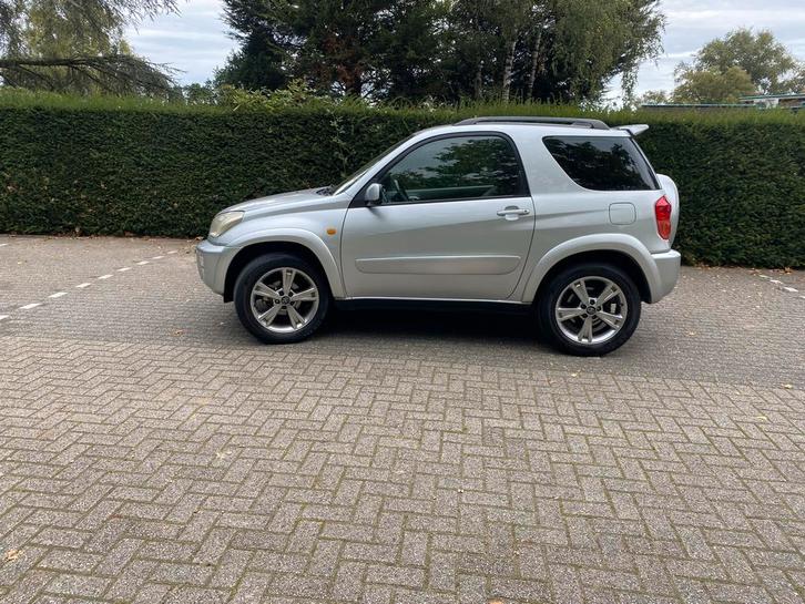 Toyota Rav4 2.0 I 3D 4WD 2001 Grijs, Auto's, Toyota, Particulier, Rav4, 4x4, Airbags, Airconditioning, Centrale vergrendeling