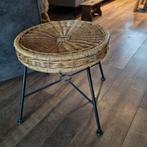 Stoer bijzettafeltje, Huis en Inrichting, Krukjes, Ophalen, Hout