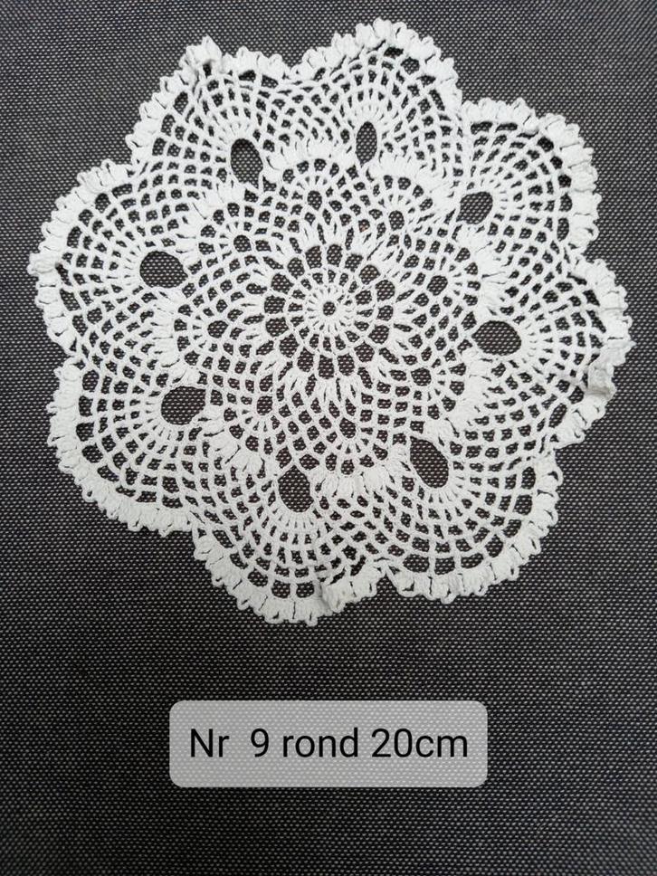 Vintage gehaakt tafelkleedje, jaren '70 nr 9., Antiek en Kunst, Antiek | Kleden en Textiel, Ophalen of Verzenden