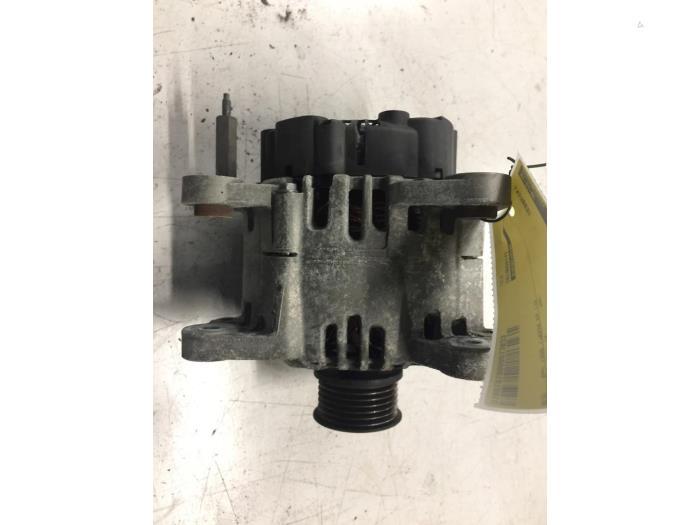 Dynamo van een Volkswagen Golf, Auto-onderdelen, Motor en Toebehoren, Volkswagen, Gebruikt, 3 maanden garantie, Ophalen of Verzenden