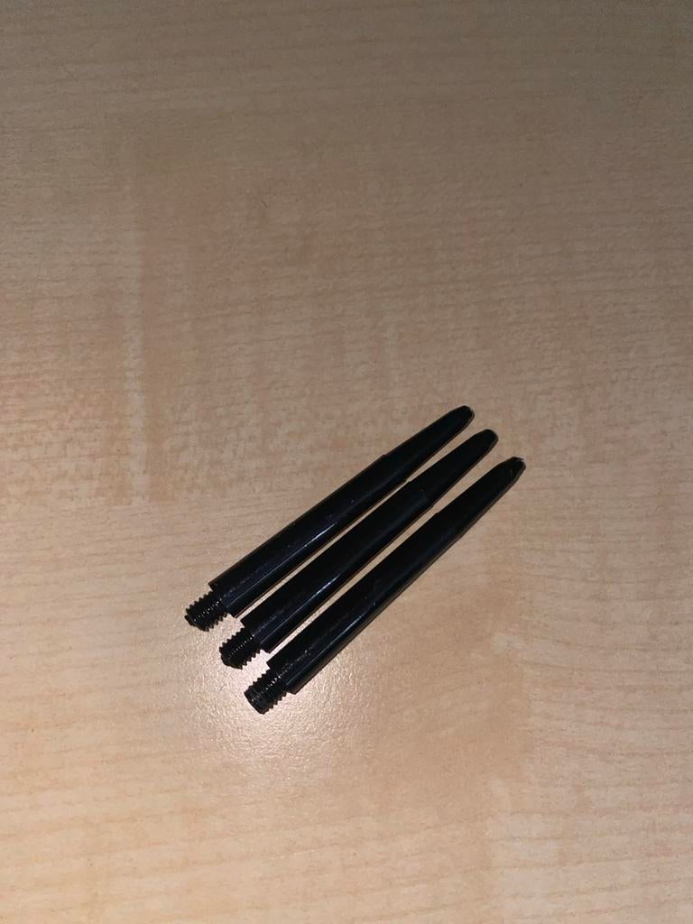 Dart shafts - 30 stuks op voorraad, Sport en Fitness, Darts, Ophalen of Verzenden, Nieuw, Shafts