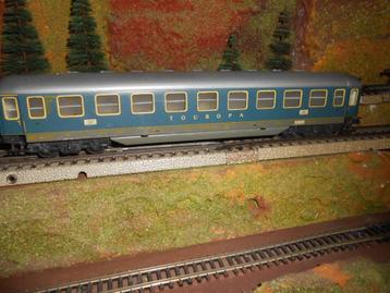 Trix Express 20/175 Blauwe TOUROPA reizigers wagon, metaal beschikbaar voor biedingen