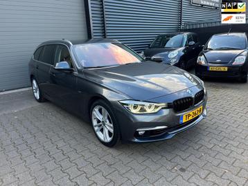 BMW 3-serie Touring 318i Luxury Edition beschikbaar voor biedingen