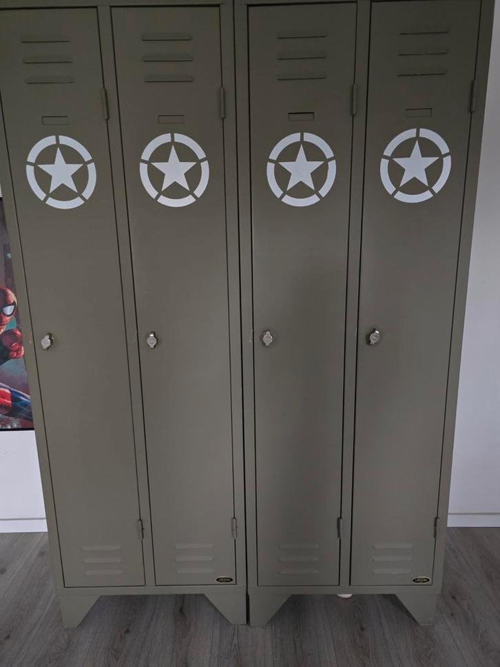 2 Lockerkasten lockerkast kinderkamer, Huis en Inrichting, Kasten | Lockerkasten, Ophalen