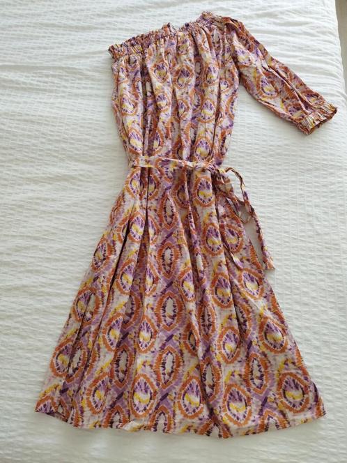 Suncoo One shoulder dress nieuw, Kleding | Dames, Jurken, Nieuw, Maat 38/40 (M), Overige kleuren, Onder de knie, Ophalen of Verzenden