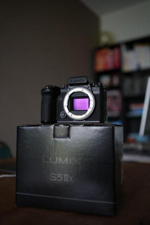 Lumix S5 IIX body (nieuwstaat - slechts 923 clicks!), Audio, Tv en Foto, Fotocamera's Digitaal, Zo goed als nieuw, Compact, Overige Merken