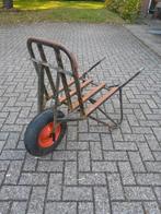 Steenkar. Steenkruiwagen., Ophalen, Gebruikt