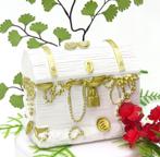 Zeer luxe schatkistje als spaarpot / taarttopper., Ophalen of Verzenden, Nieuw, Versiering, Geboorte of Huwelijk
