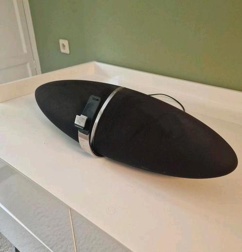 Bowers & Wilkins Zeppelin – Krachtige speaker, Audio, Tv en Foto, Luidsprekers, Front, Rear of Stereo speakers, Bowers & Wilkins (B&W)