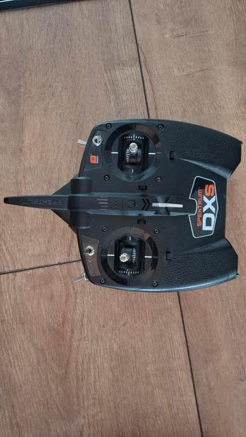 Spektrum DXS zender 7-kanaals afstandsbediening  beschikbaar voor biedingen