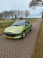 Peugeot 206 1.6 16V CC 2003 Groen, Auto's, Peugeot, Voorwielaandrijving, Open dak, 4 cilinders, Cabriolet