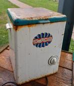 Brocante aardappelschrapmachine uit jaren 60-tig., Ophalen