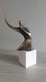 Bronzen sculptuur 34 cm hoogte, Antiek en Kunst, Kunst | Beelden en Houtsnijwerken, Ophalen of Verzenden