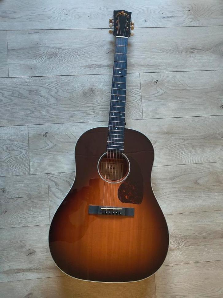 Sigma JM-SG45+ - mooie en betaalbare kopie van Gibson J45, Muziek en Instrumenten, Snaarinstrumenten | Gitaren | Akoestisch, Zo goed als nieuw