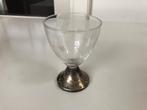 B027 Antiek borrelglas met verzilverd voetstuk, Antiek en Kunst, Ophalen of Verzenden