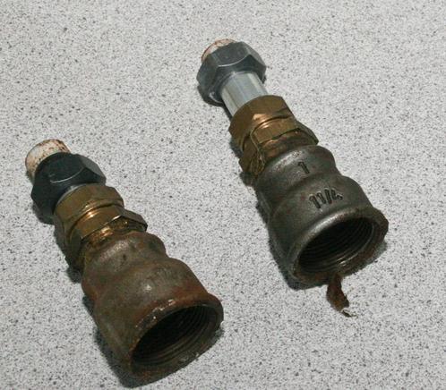 2 gebruikte verloopstukken van 1 1/4 inch naar 22 mm CV-buis, Doe-het-zelf en Verbouw, Buizen en Afvoer, Gebruikt, Overige typen