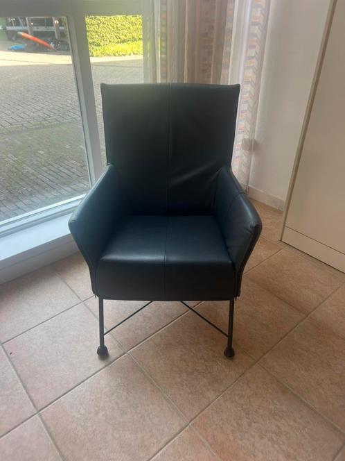 Artifort Charly fauteuil ,antraciet leer, designklassieker, Huis en Inrichting, Stoelen, Zo goed als nieuw, Eén, Leer, Overige kleuren