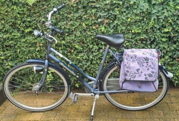 Gazelle dames fiets met 3 versnellingen. (Alles werkt 100 %) beschikbaar voor biedingen