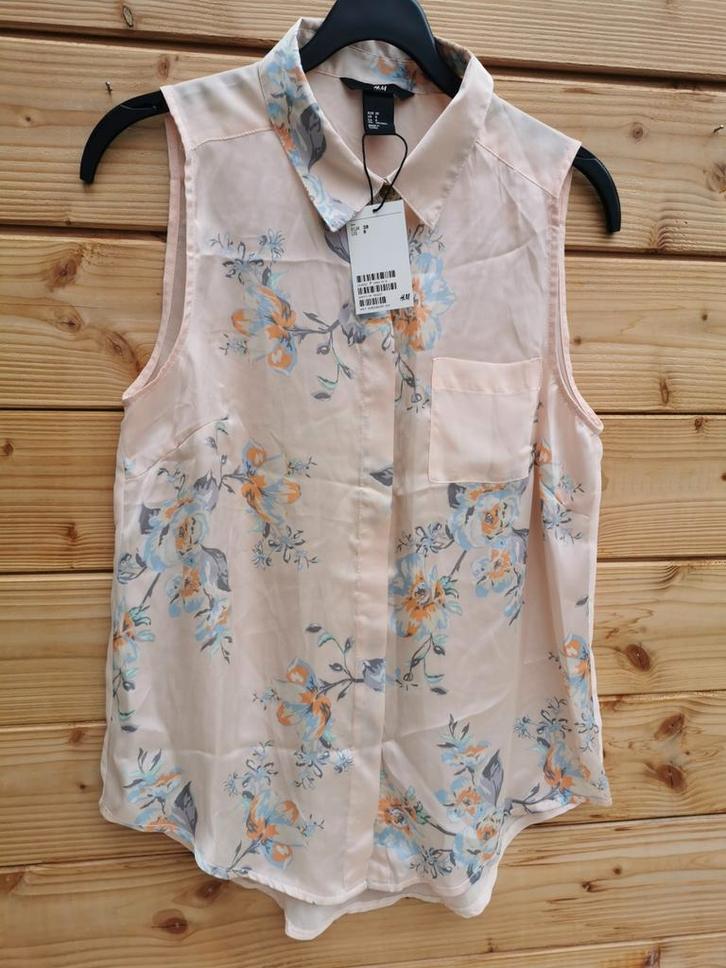 H&M blouse met bloemenprint mt. 38, Kleding | Dames, Blouses en Tunieken, Nieuw, Maat 38/40 (M), Overige kleuren, Verzenden