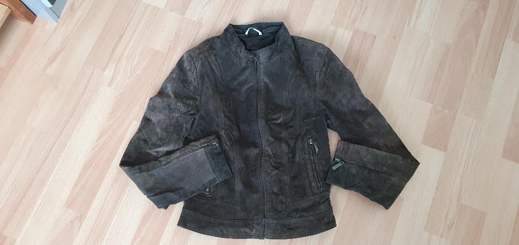Suede jasje, Bruin, Ophalen of Verzenden, Jasje, Maat 34 (XS) of kleiner