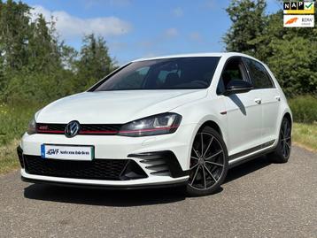 Volkswagen GOLF 2.0 TSI GTI Clubsport/Schaalstoelen/18''/Cam beschikbaar voor biedingen