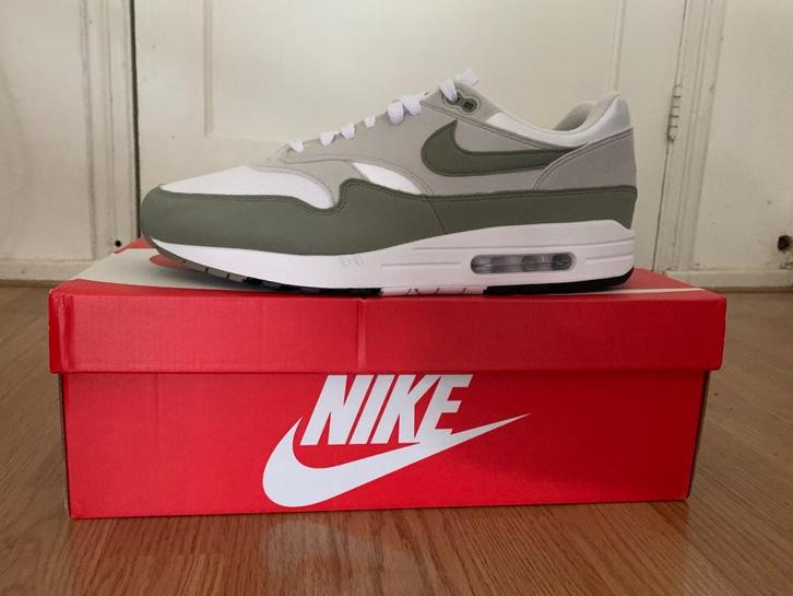 Nike air Max 1 ‘87, light Army, maat 47, Kleding | Heren, Schoenen, Nieuw, Sneakers of Gympen, Overige kleuren, Verzenden