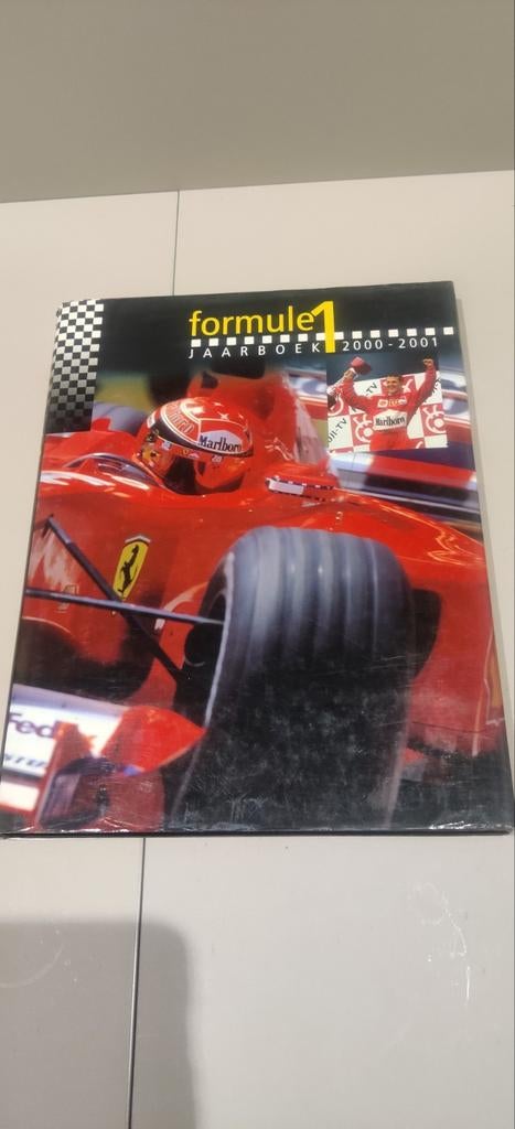 Formule 1 Jaarboek 2000-2001, Ophalen of Verzenden, Gelezen, Algemeen, Onbekend