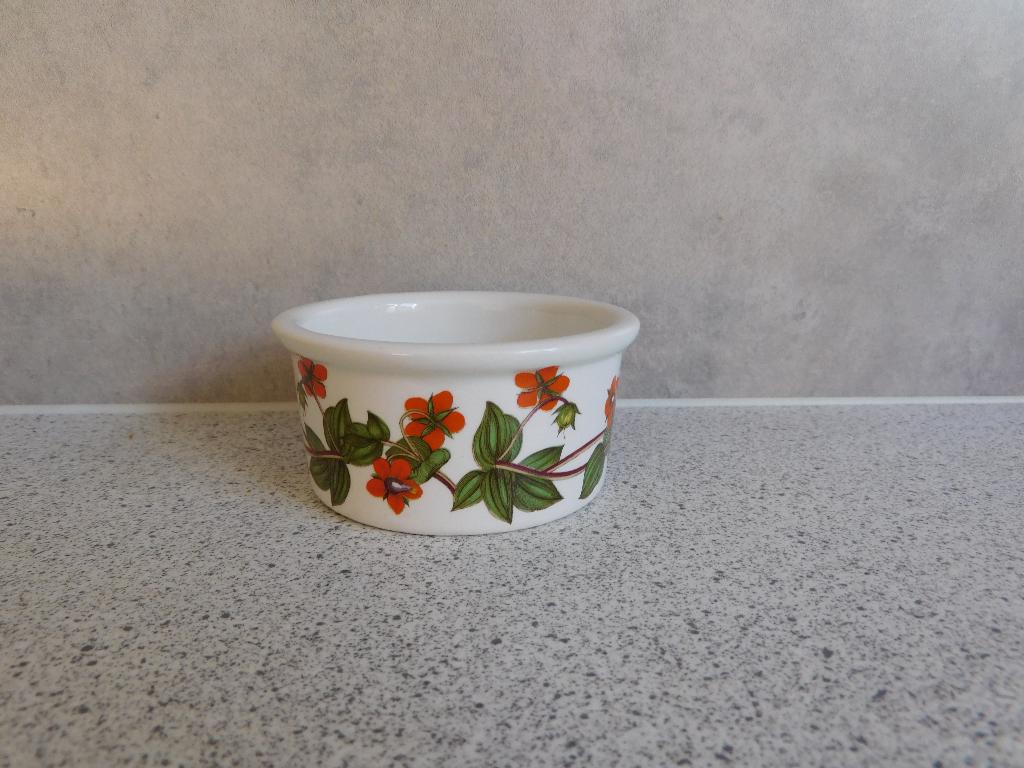 Schaal 8 cm. Anagallis Botanic Garden Portmeirion, Ophalen of Verzenden