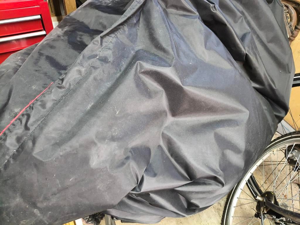 Fatboy zitzak, nog gevuld, zwart. Wel wat schade., Ophalen, Gebruikt, Zwart, Zitzak