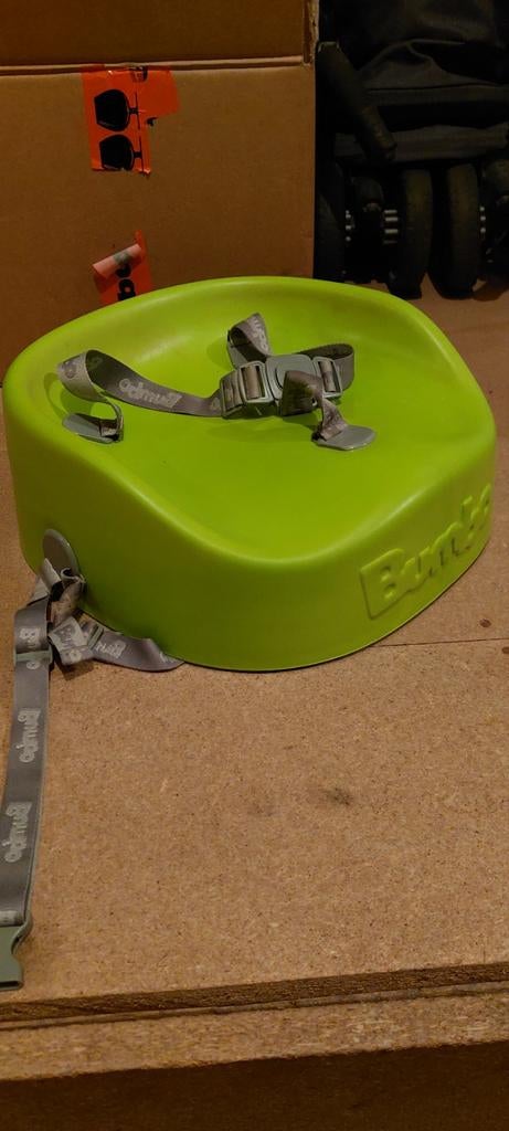 Bumbo Babyzitje - Groen met veiligheidsgordel, Ophalen of Verzenden, Gebruikt, Overige typen, Gordel(s)
