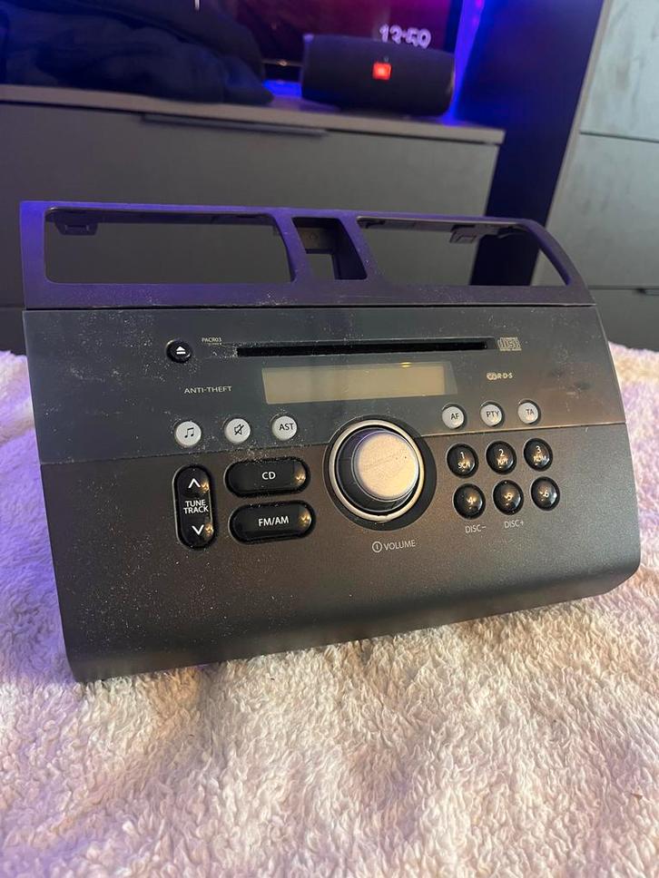 Autoradio Suzuki Swift 2006 - Origineel, Auto diversen, Autoradio's, Gebruikt, Ophalen of Verzenden
