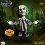Mezco Toyz Beetlejuice mega scale figure with sound, Ophalen of Verzenden, Nieuw
