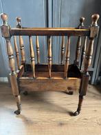 Antieke Engelse Canterbury Tijdschriftenrek op Wieltjes, Ophalen