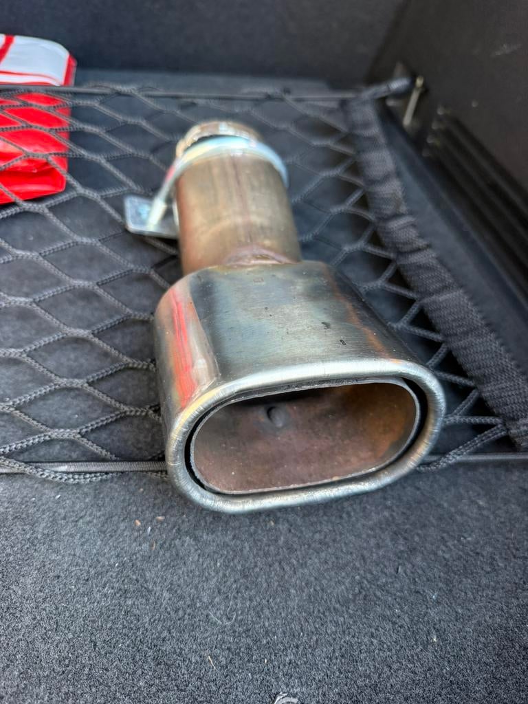 Sierstuk uitlaat, Ophalen