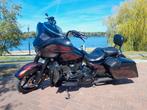 HARLEY DAVIDSON 114 CVO Street Glide, Motoren, Traction Control, 2 cilinders, Chopper, Particulier