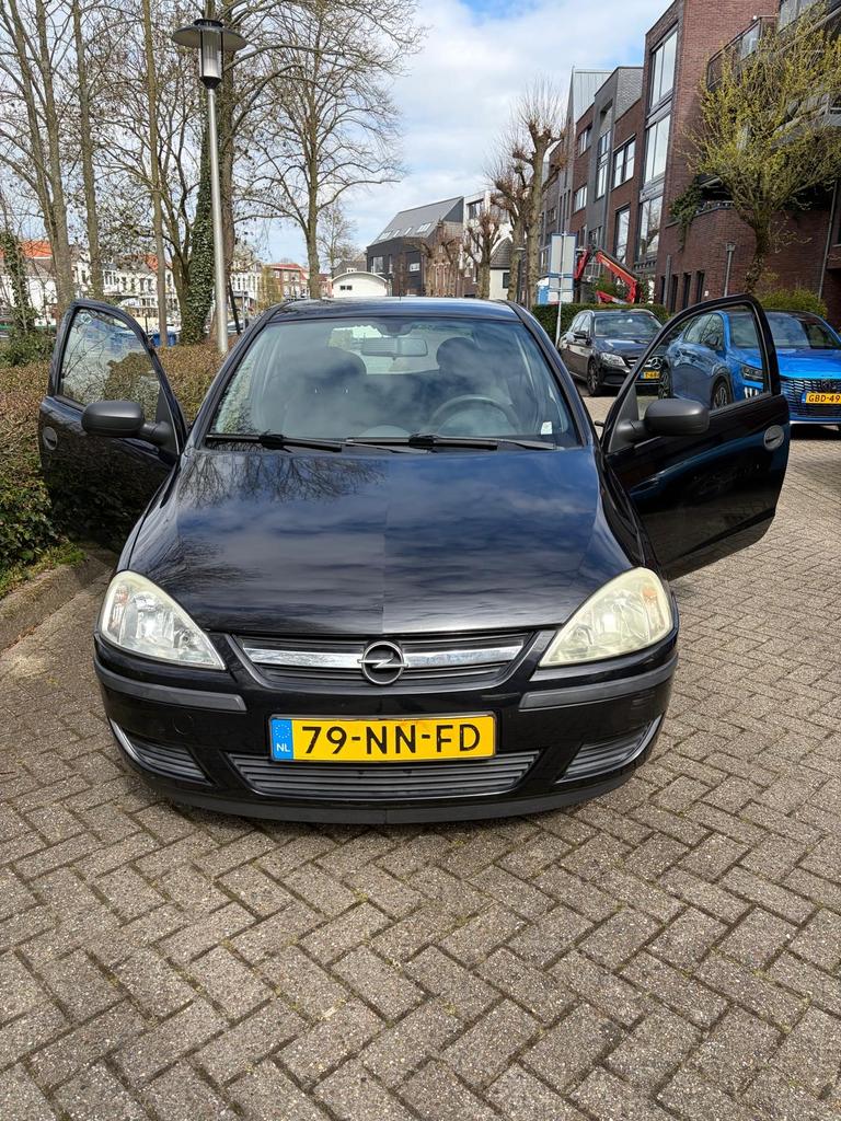 Opel Corsa 1.0 3D 2003 Zwart, Auto's, Voorwielaandrijving, 450 kg, Zwart, Origineel Nederlands