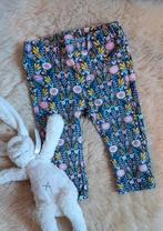 H&M - Vrolijke bloemetjes broek/legging - Maat 74, Kinderen en Baby's, Babykleding | Maat 74, Ophalen of Verzenden, Meisje, Broekje