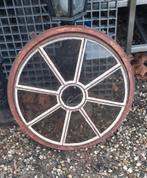 Gietijzeren Stalramen, Ophalen